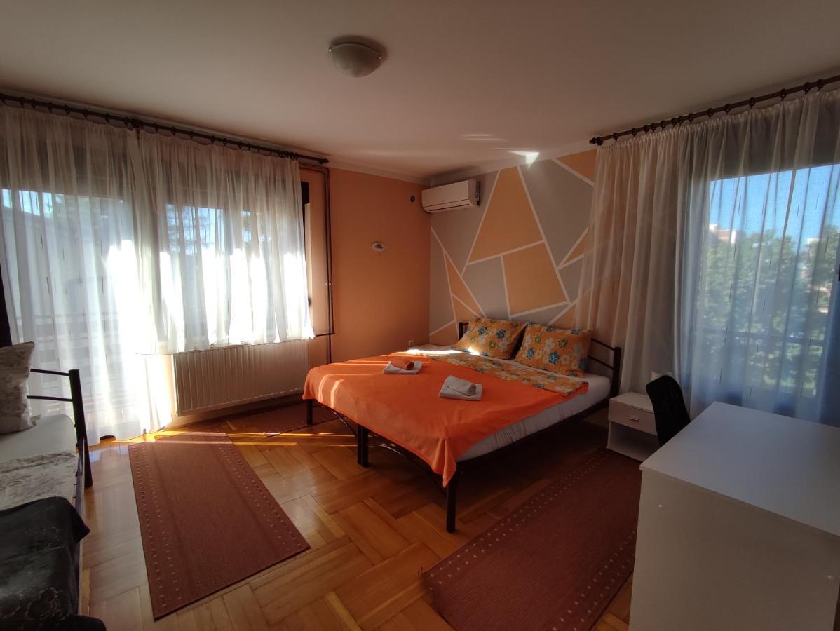 Apartments & Rooms 4 Rijeke Karlovac Bagian luar foto