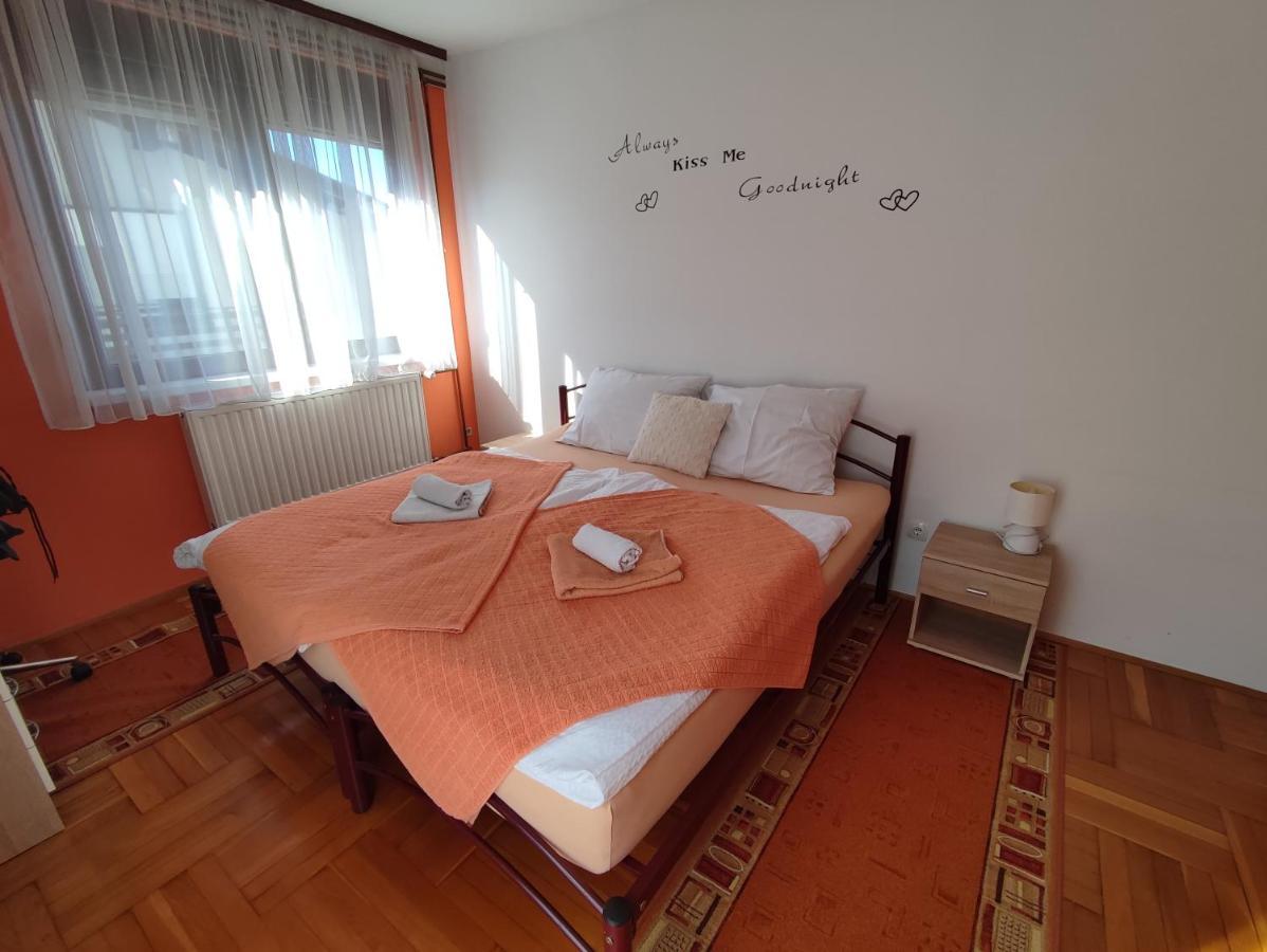 Apartments & Rooms 4 Rijeke Karlovac Bagian luar foto