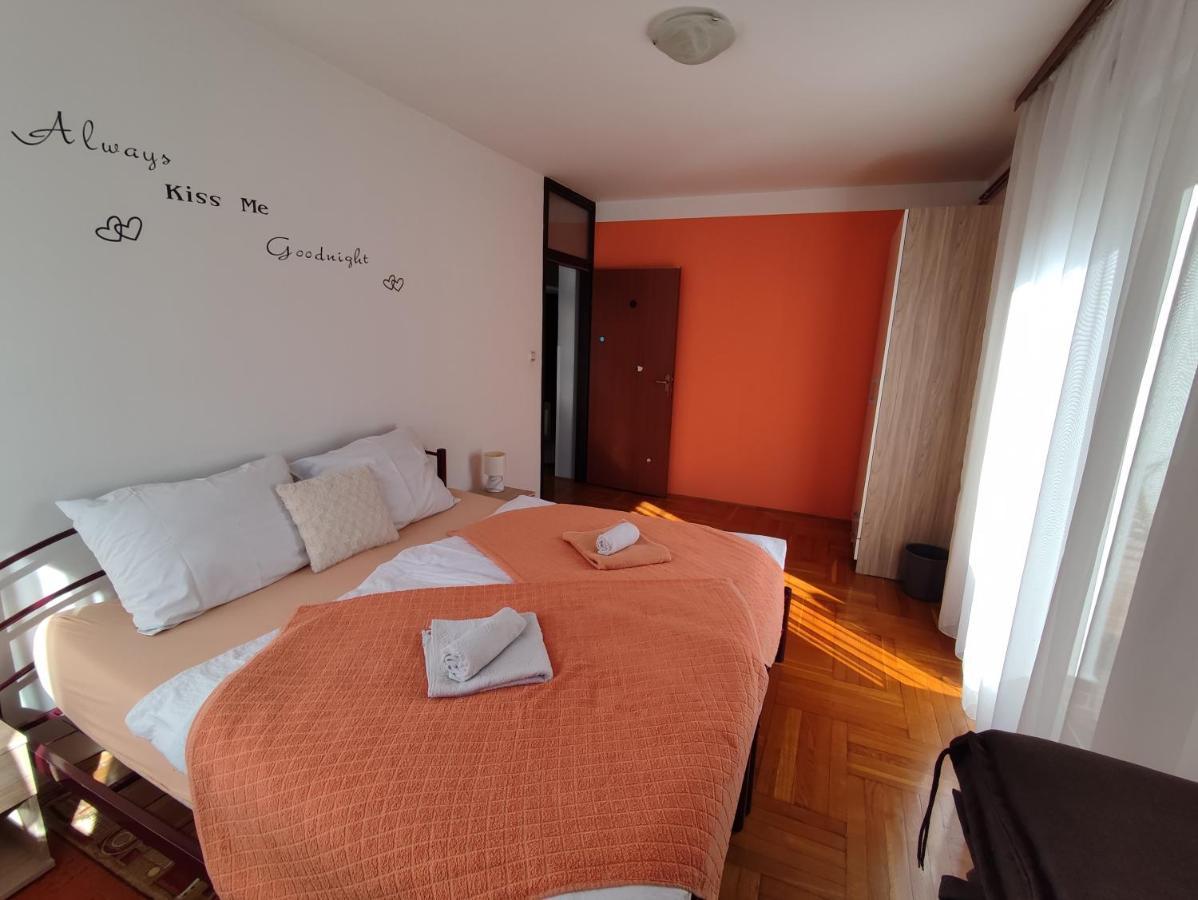 Apartments & Rooms 4 Rijeke Karlovac Bagian luar foto
