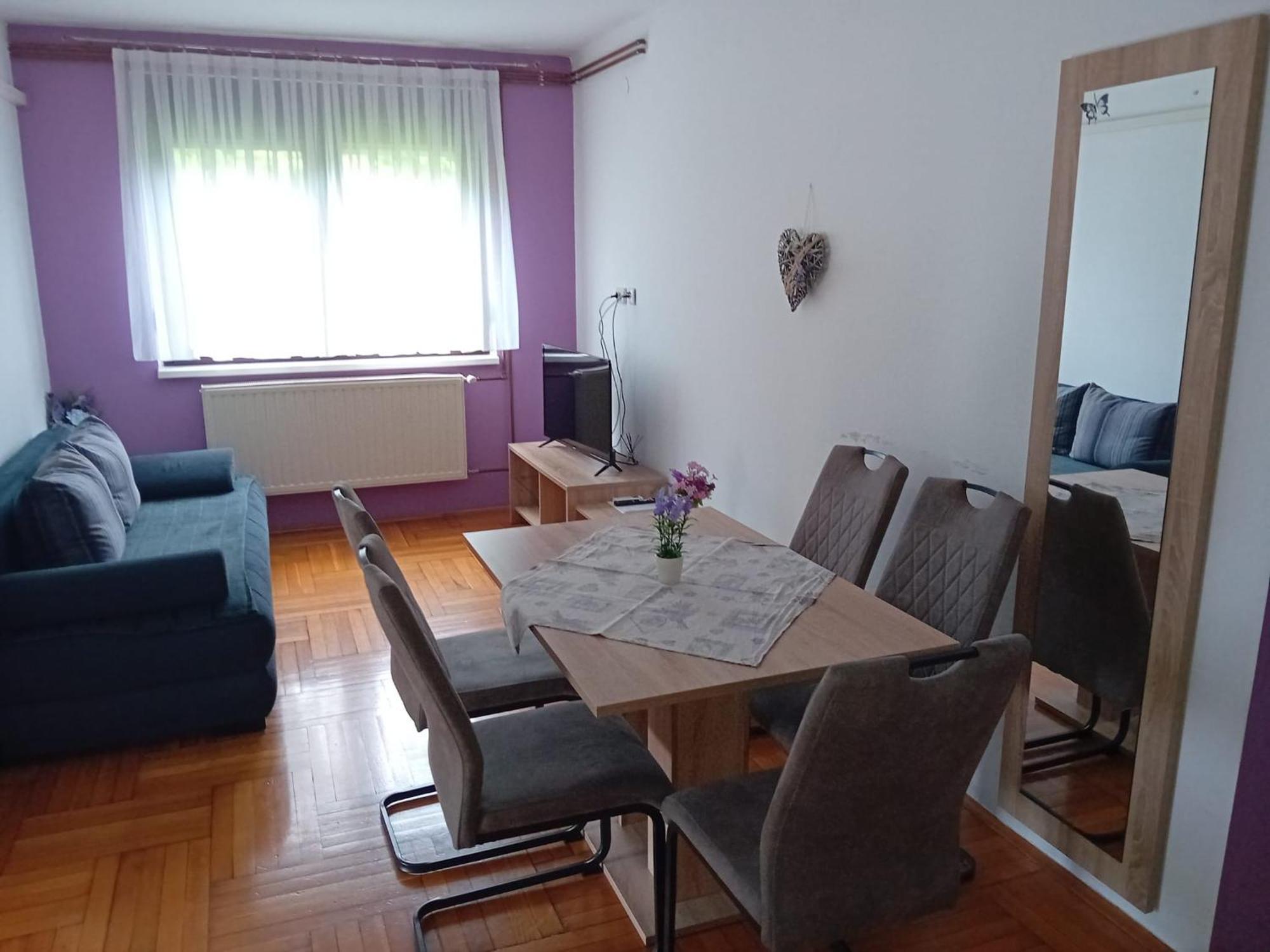 Apartments & Rooms 4 Rijeke Karlovac Bagian luar foto