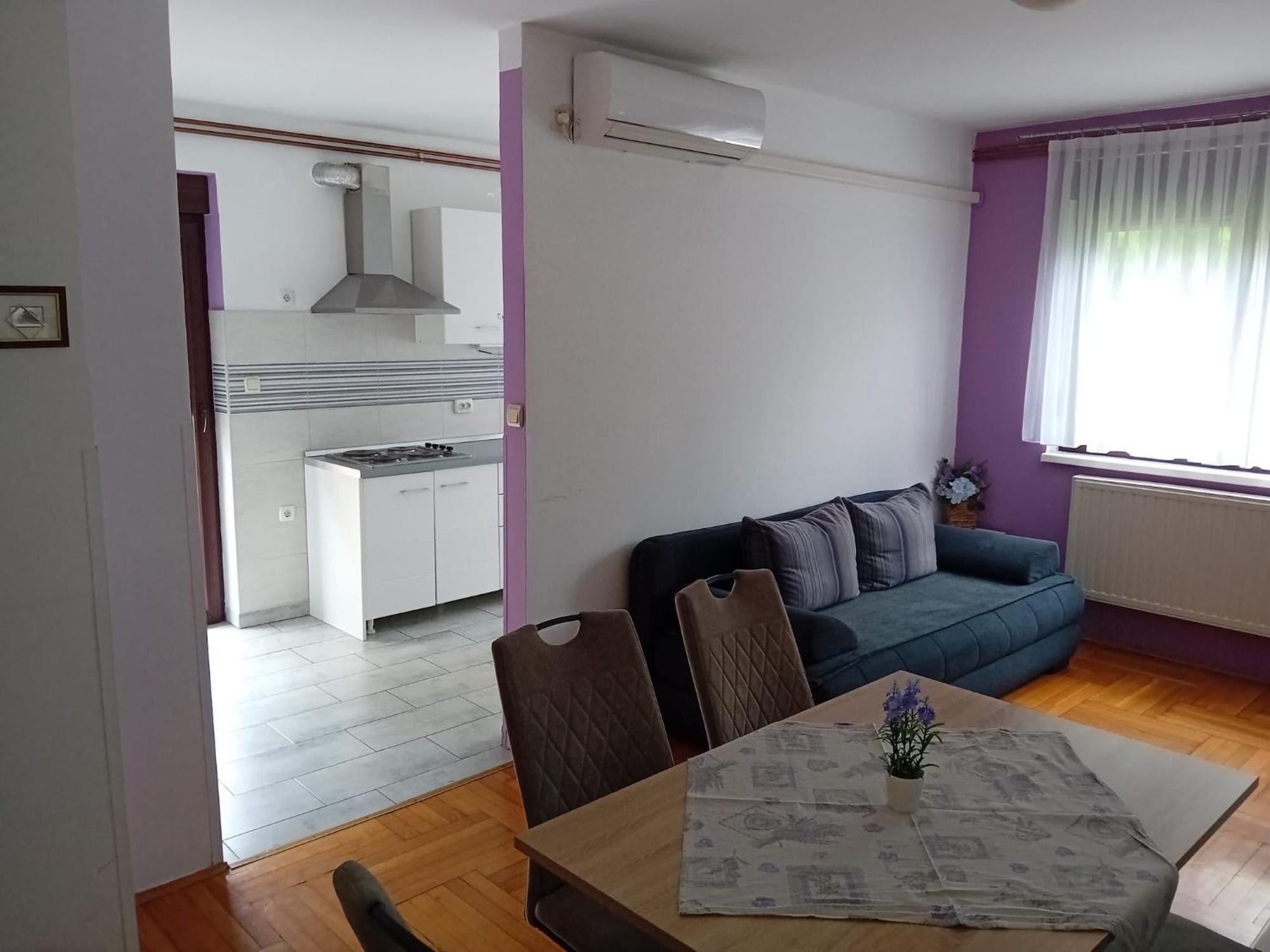 Apartments & Rooms 4 Rijeke Karlovac Bagian luar foto