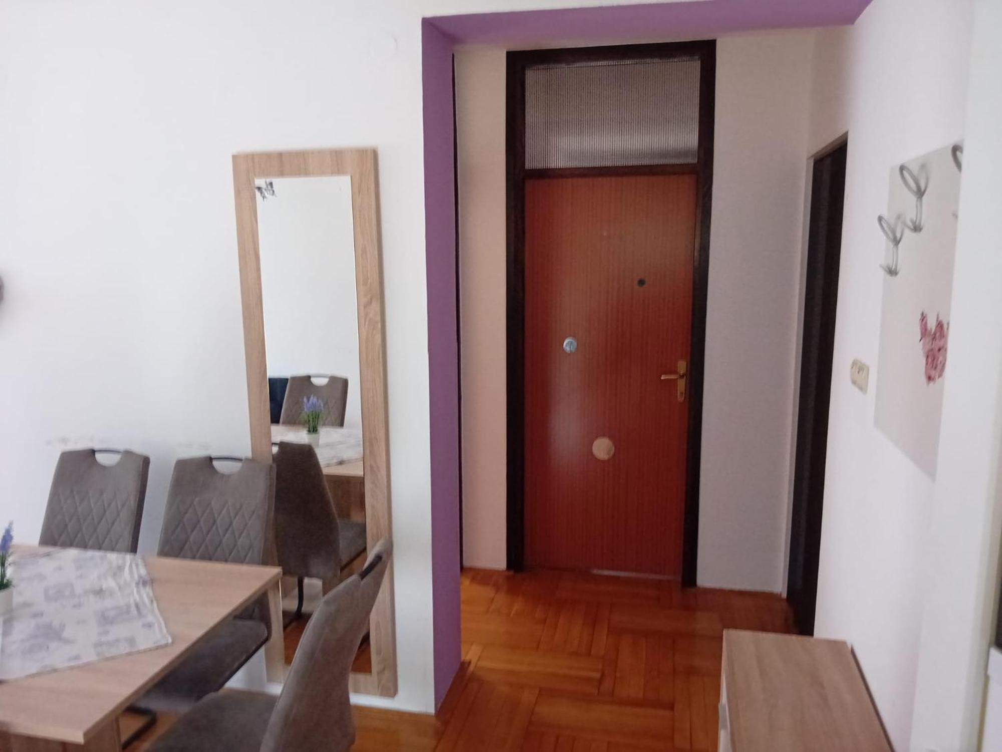 Apartments & Rooms 4 Rijeke Karlovac Bagian luar foto